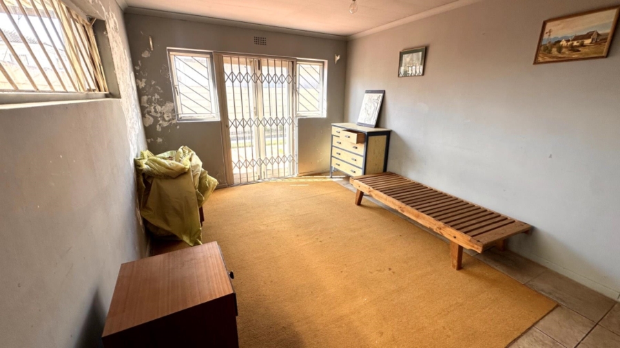 4 Bedroom Property for Sale in Sybrand Park Western Cape